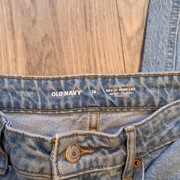 Old Navy Classic Blue Women's Jeans - Wide Leg - Picture 2 of 3